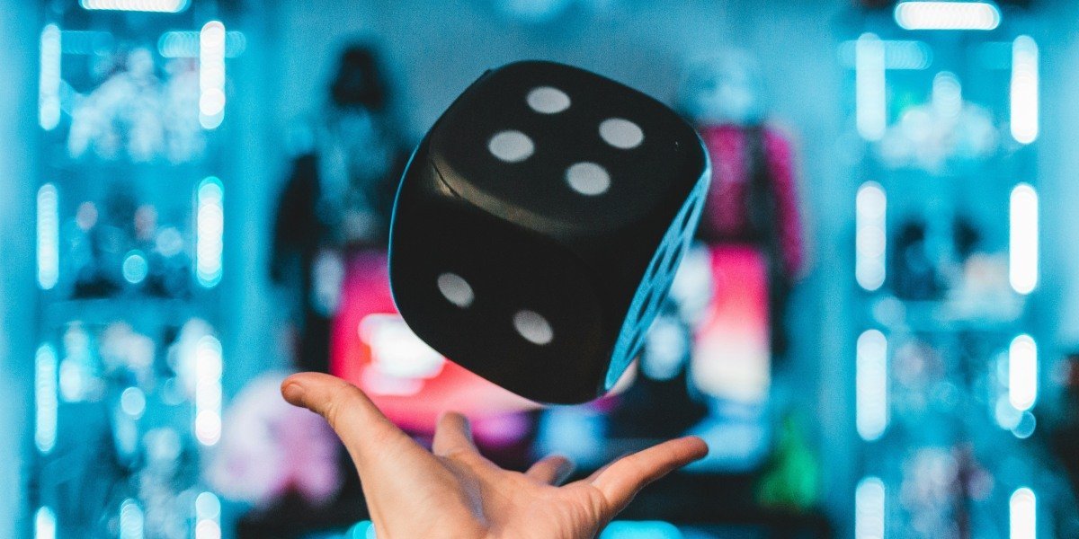 자동화가 작은 인지적 편향을 증폭시키는 방법